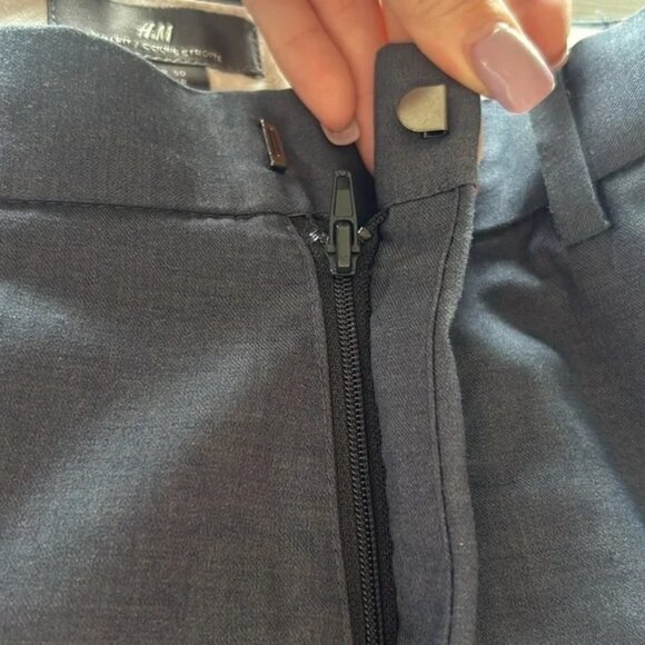 H&M navy men’s dress pants, slim fit, straight leg, size US 34R - Picture 2 of 7